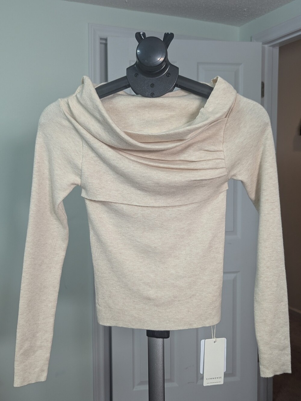 COMMENSE Off Shoulder Wrap Long Sleeve Knit Top Apricot Size small NWT